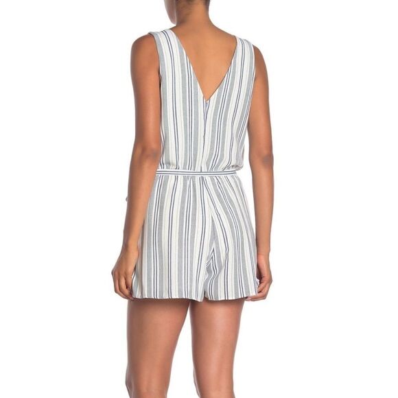 NEW Vanity Room Sleeveless V-neck Romper sz XL - Picture 2 of 7